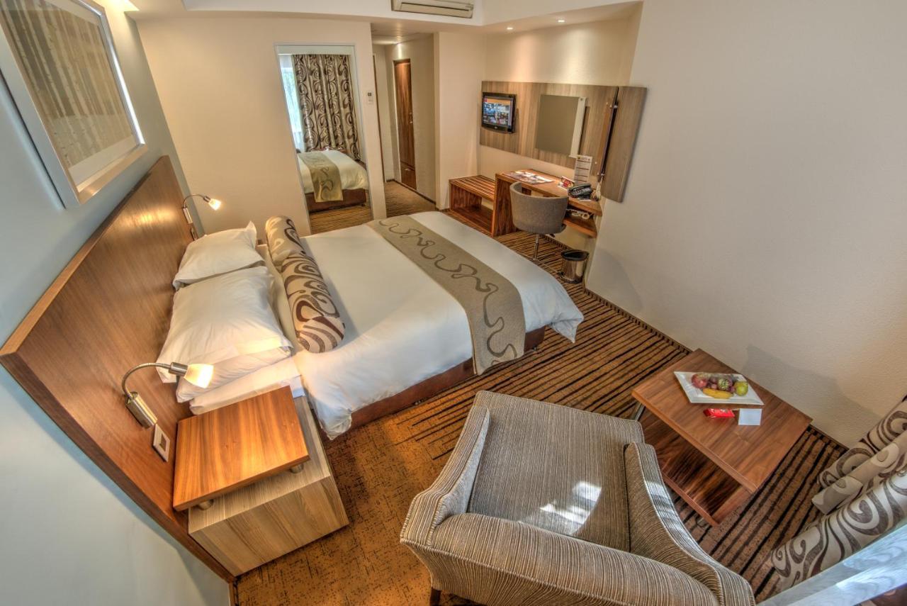 City Lodge Hotel Bryanston Йоханнесбург Номер фото