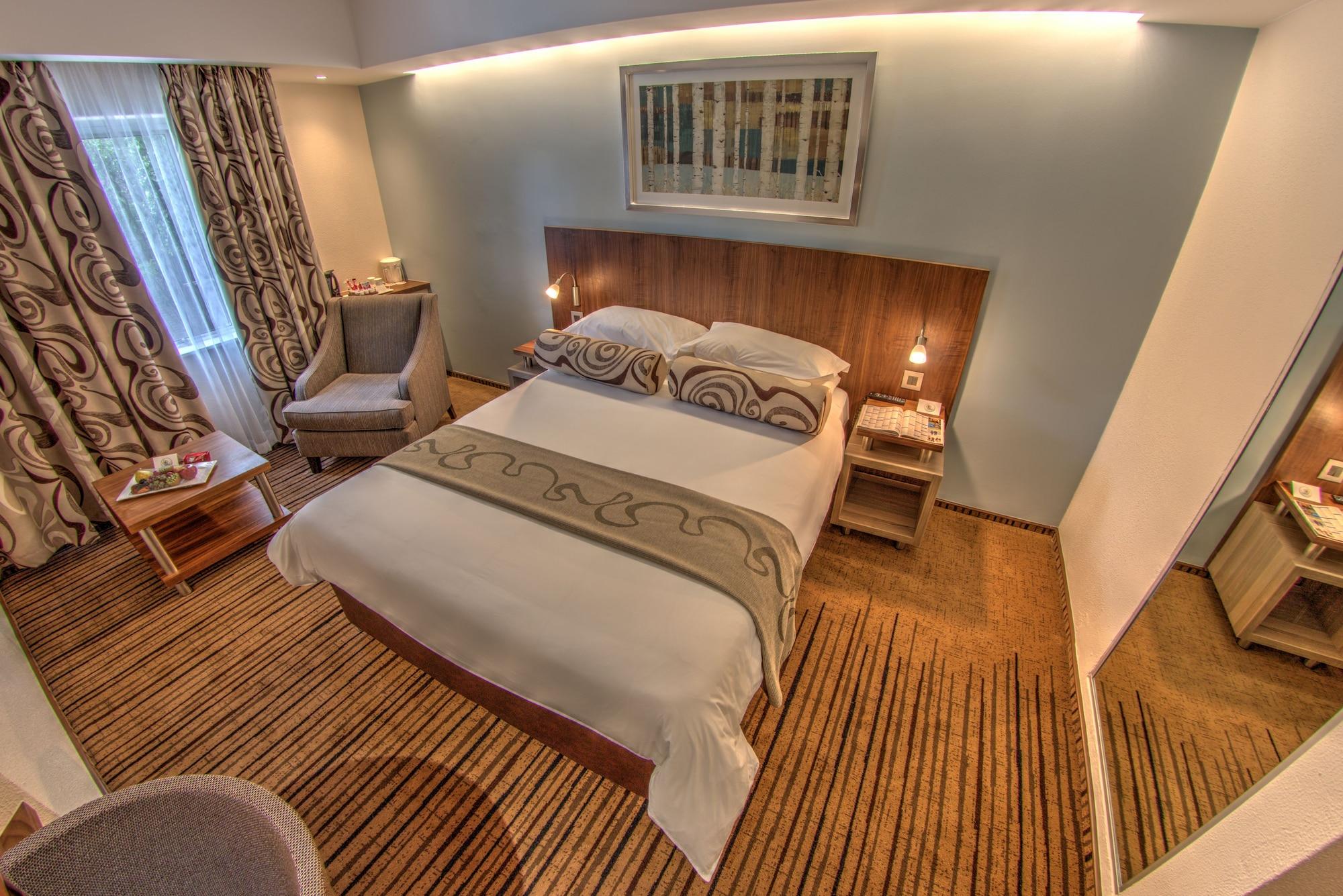 City Lodge Hotel Bryanston Йоханнесбург Экстерьер фото