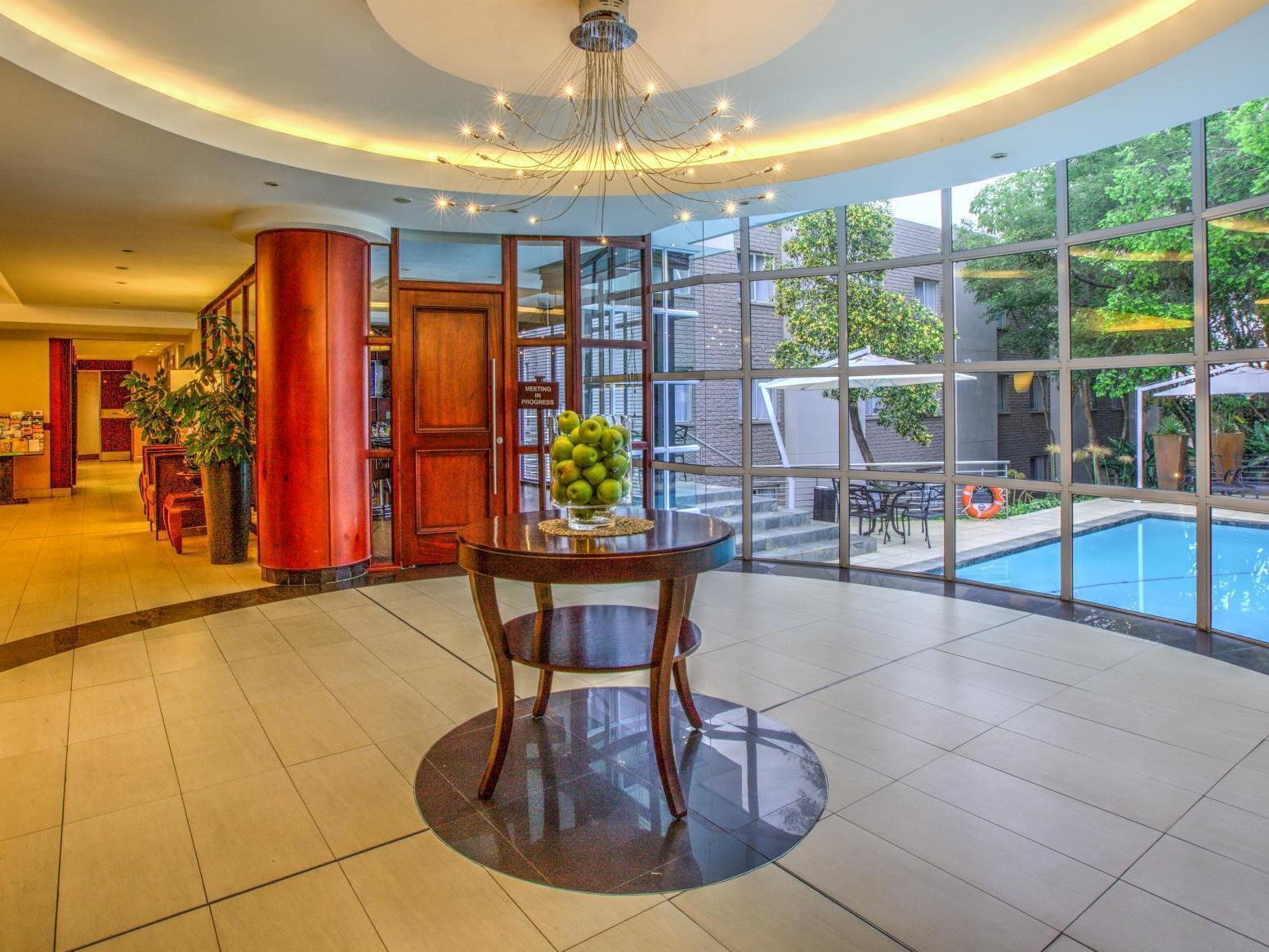 City Lodge Hotel Bryanston Йоханнесбург Экстерьер фото